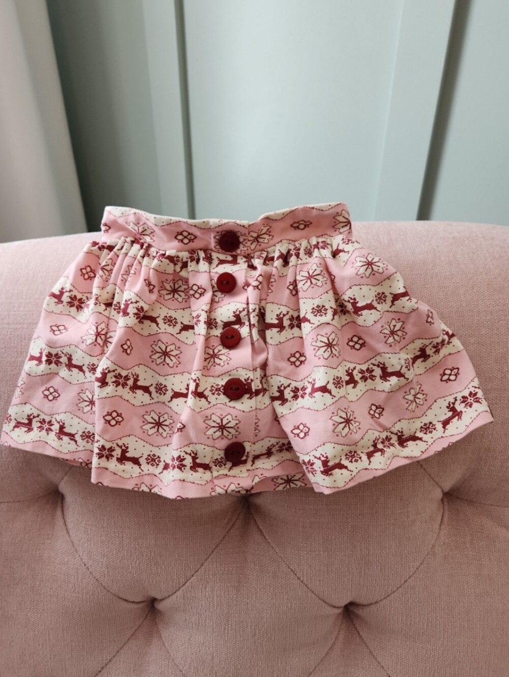 Sweethoney 2t reindeer pink Christmas skort skirt smocked brand